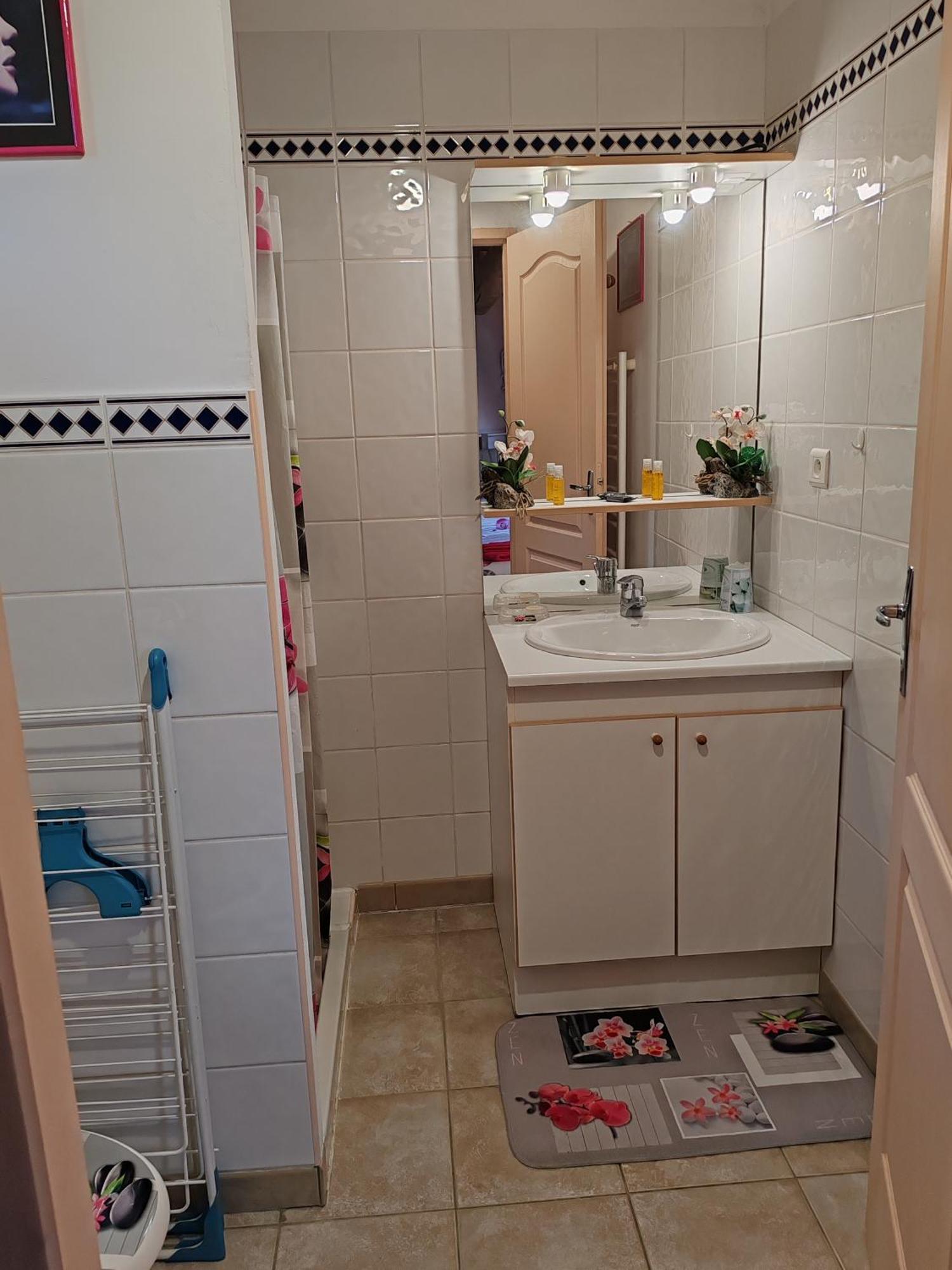 Studio Meuble Independant Chez L'Habitant Uchaux Екстериор снимка